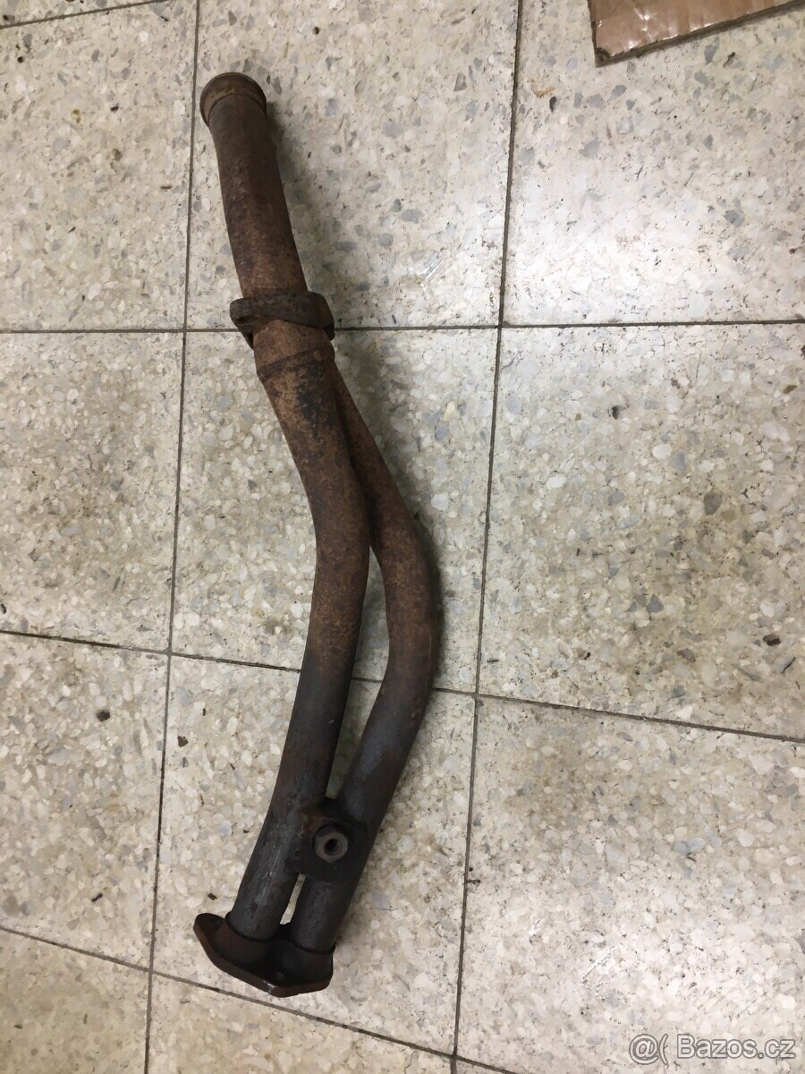 Ford Sierra - díly - 6