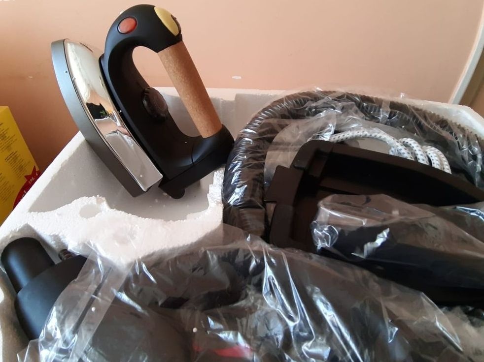 Parní čistič BECK s vysavačem a parní žehličkou - 6