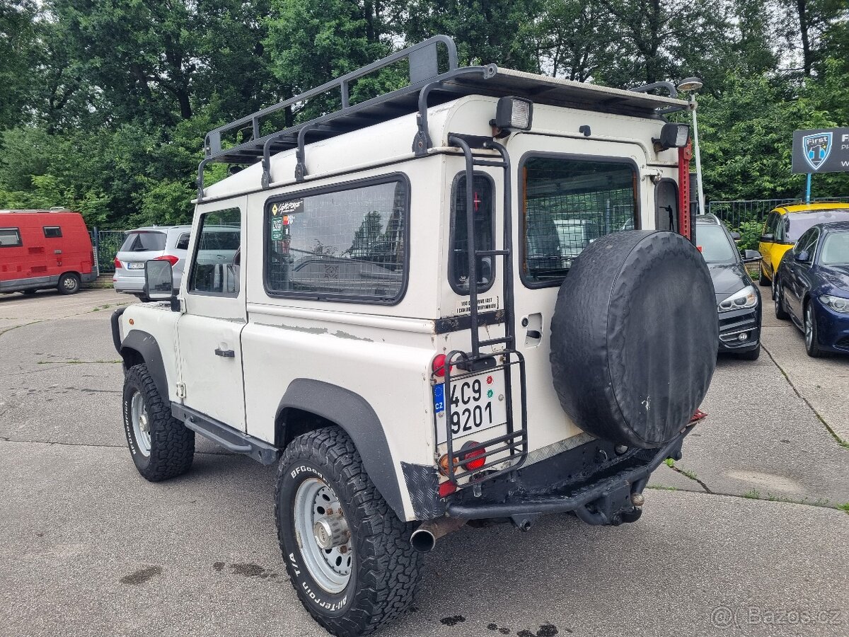 Land Rover Defender 90 TD5 2002/90KW/ČR/2MAJ - 6
