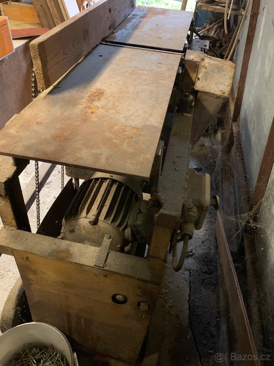 Robusní hoblovka s protáhlém šíře 30 cm - 6