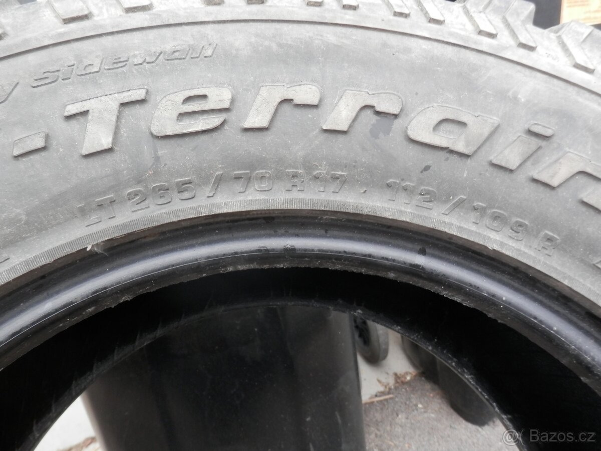 BF Goodrige All terrain 265/70 r17 - 6