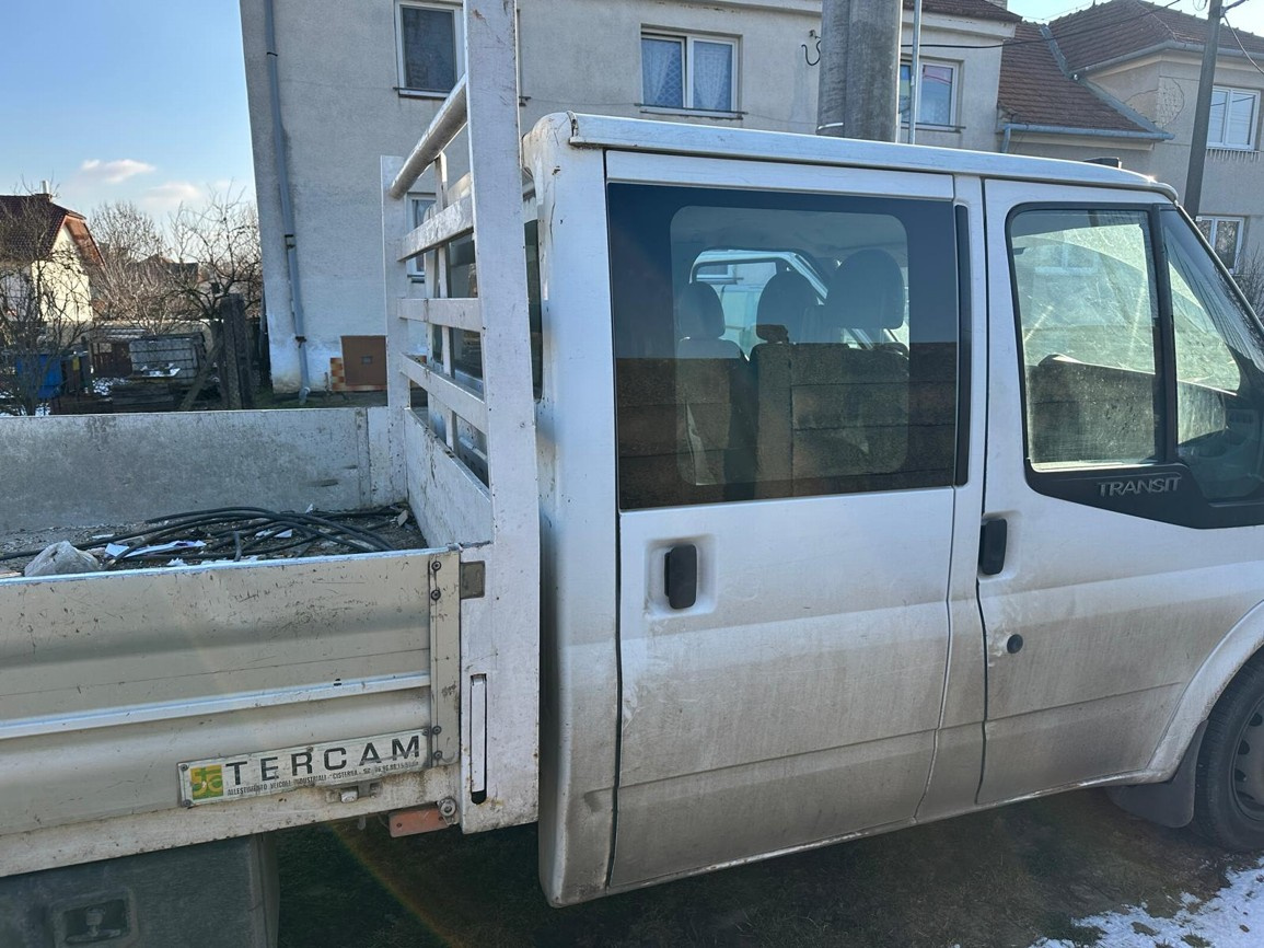 Nákladní automobil – Ford Transit - 6