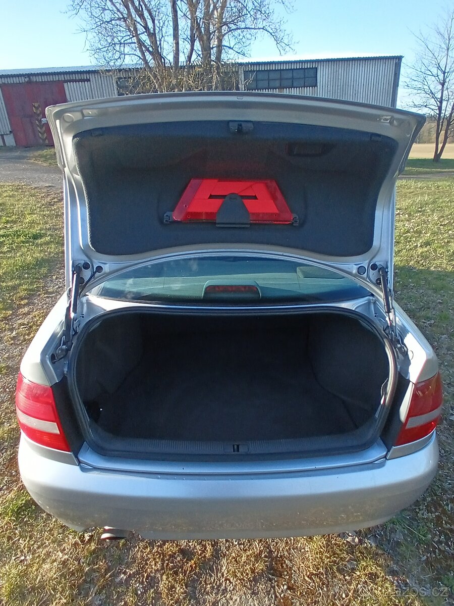 Audi A4 B5 - 6