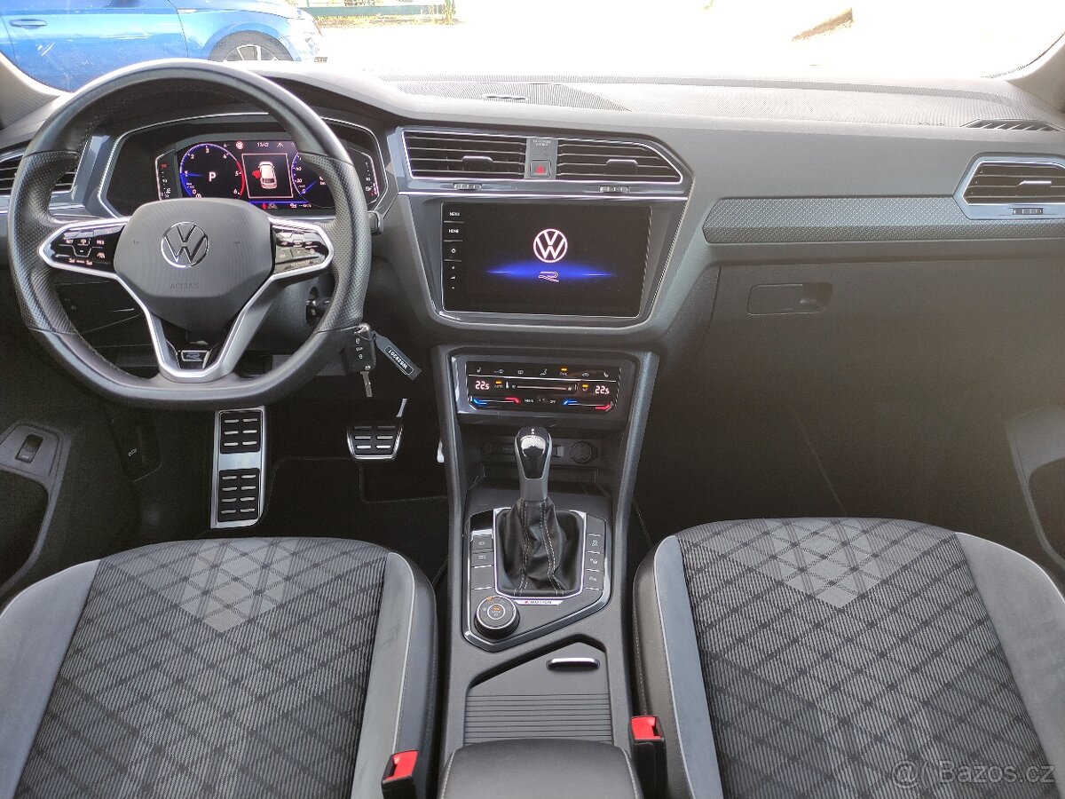 VW Tiguan 4Motion DSG R-Line VIRTUAL IQ LIGHT KAMERA TAŽNÉ - 6