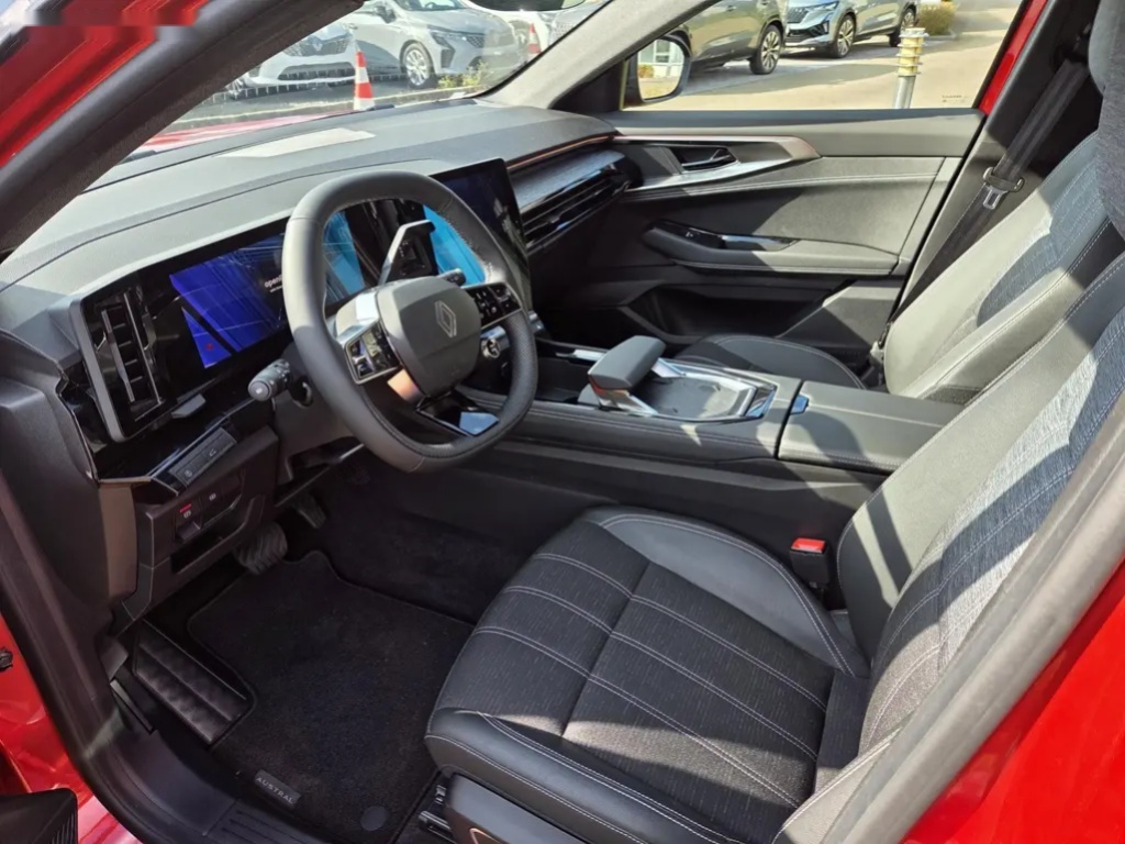Renault Austral, techno mild hybrid 160 auto - 6
