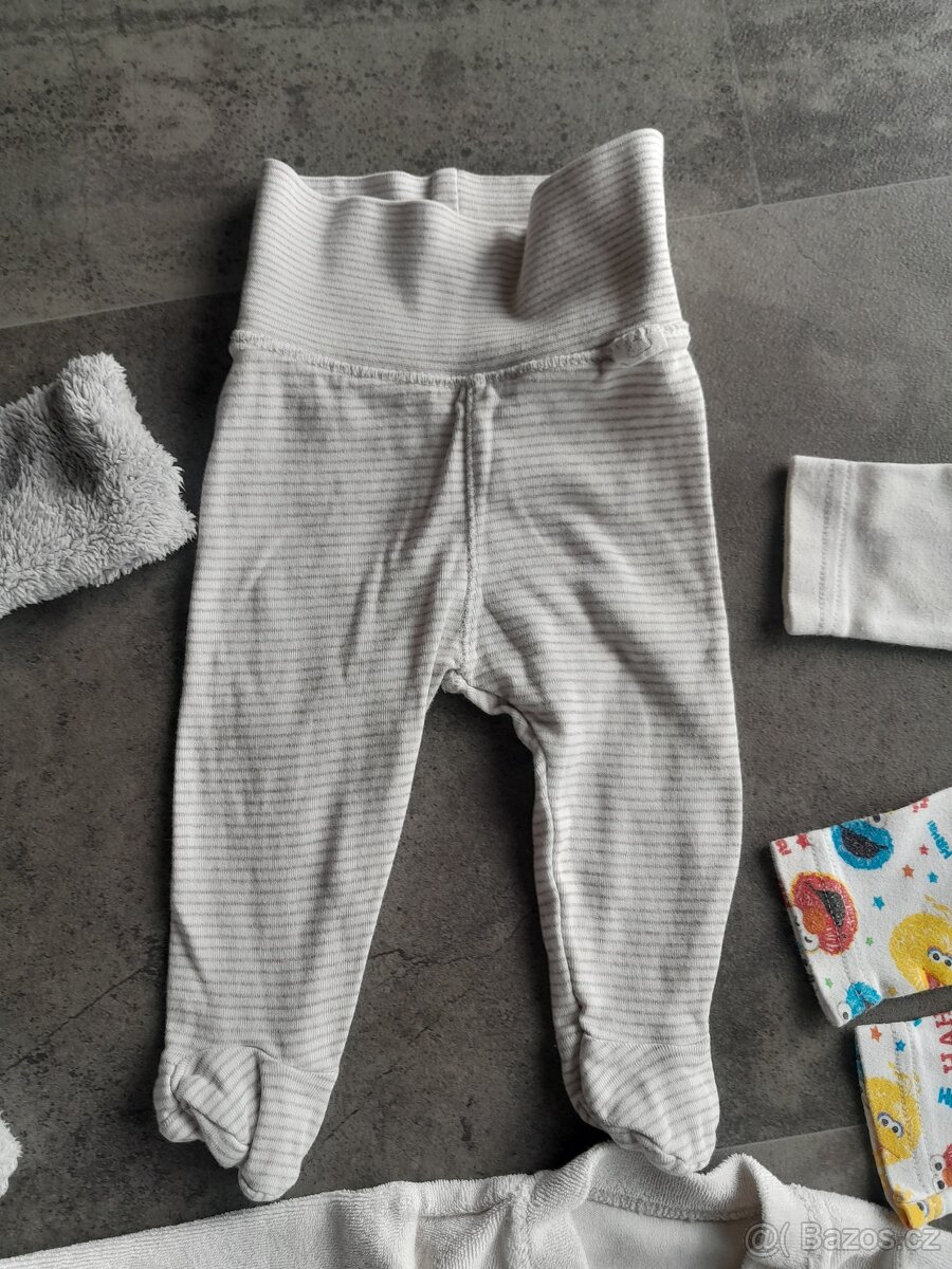 Neutrální oblečení vel.62 - 6