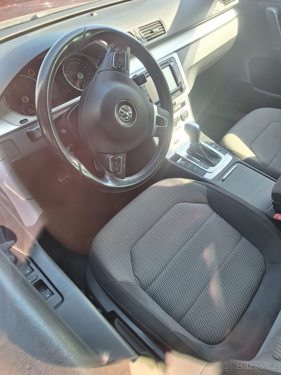 VW Passat 2.0 TDI 130 kW 4Motion - 6