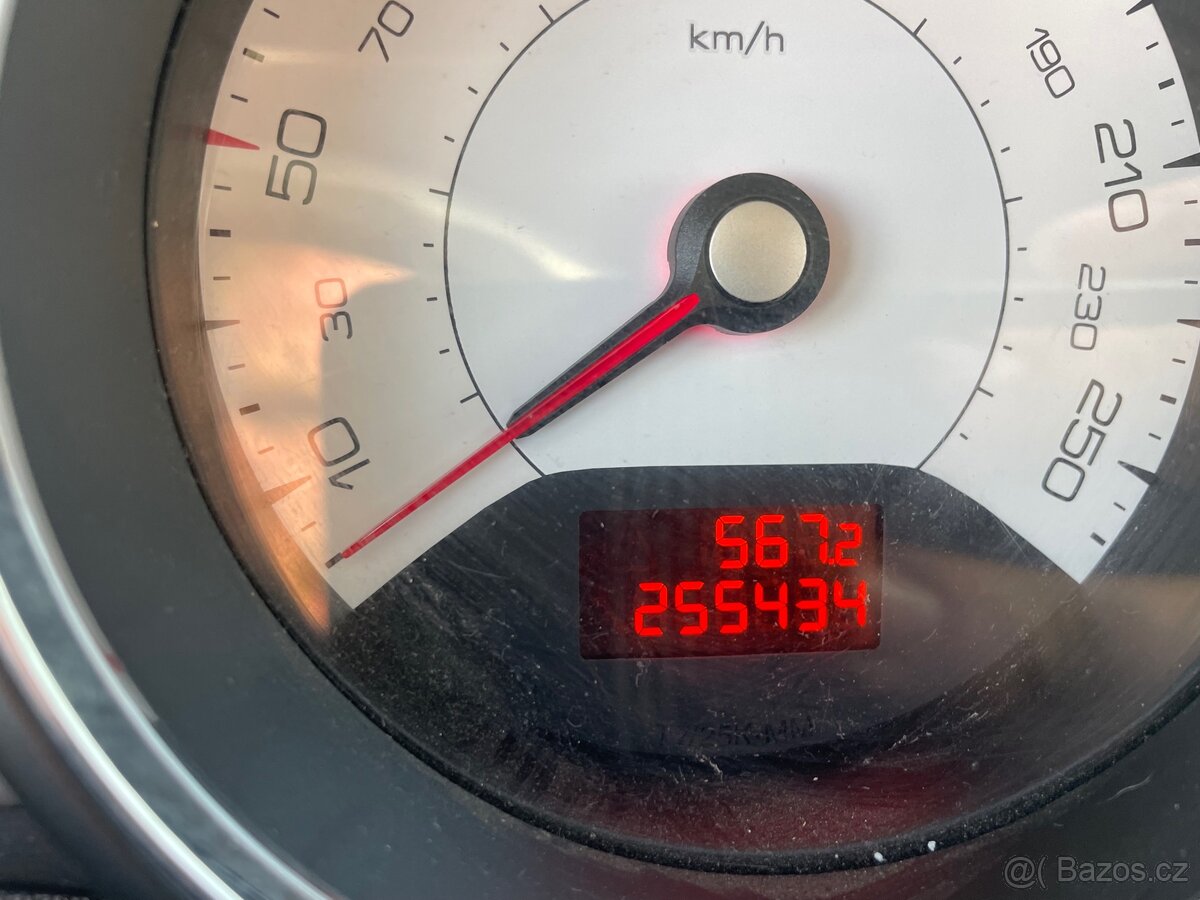 Peugeot 308 SW 1,6hdi 81kw - 6