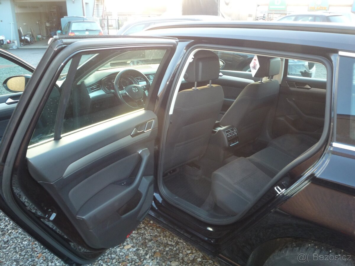 VW PASSAT B8 VARIANT 2,0 TDI 110 KW/PLNÁ VÝAVA/STK:5/27 - 6