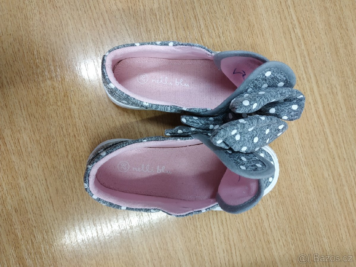 Prodám úplně nové tenisky vel 28 - 6