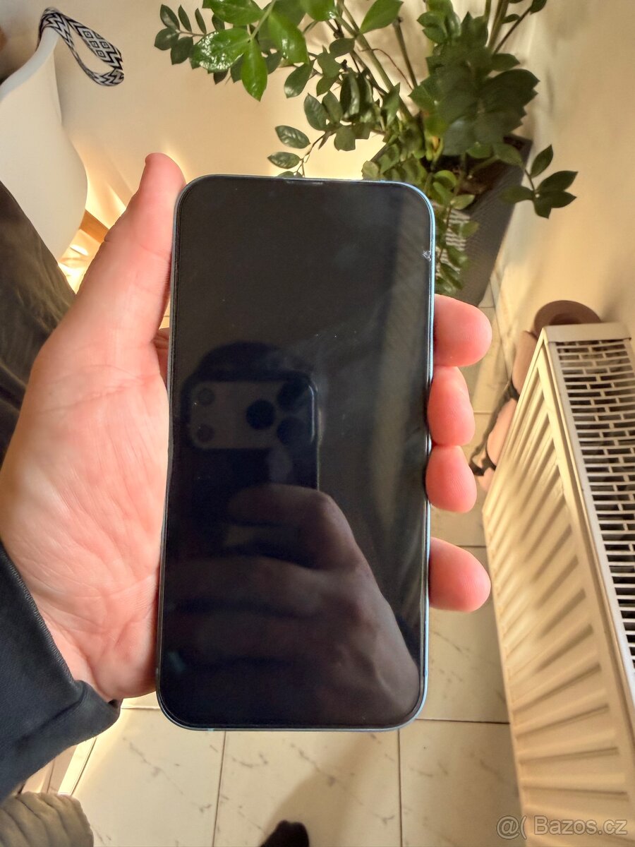 Prodám iPhone 14 Plus 128GB 87% baterie - 6