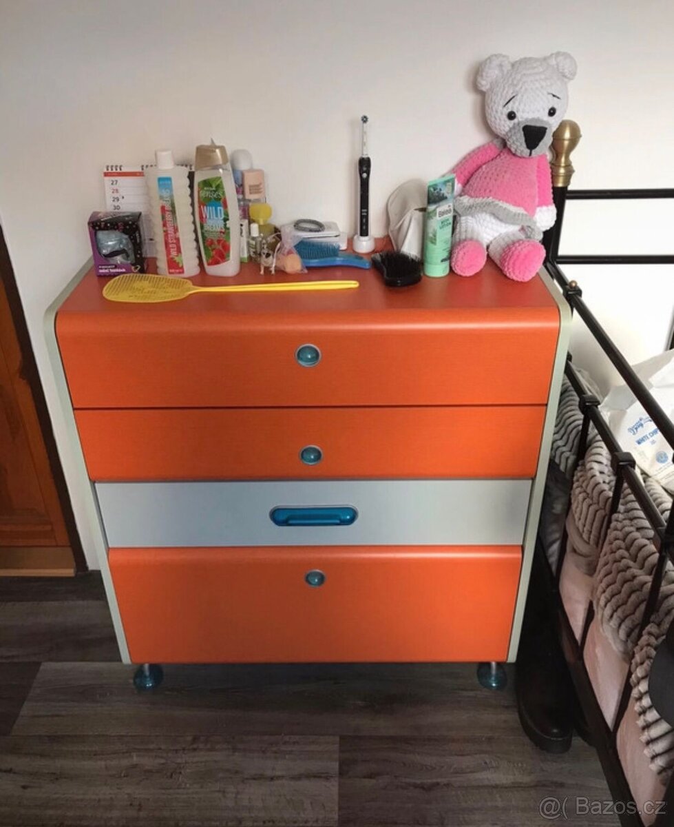 Sada nábytku capslock - 6