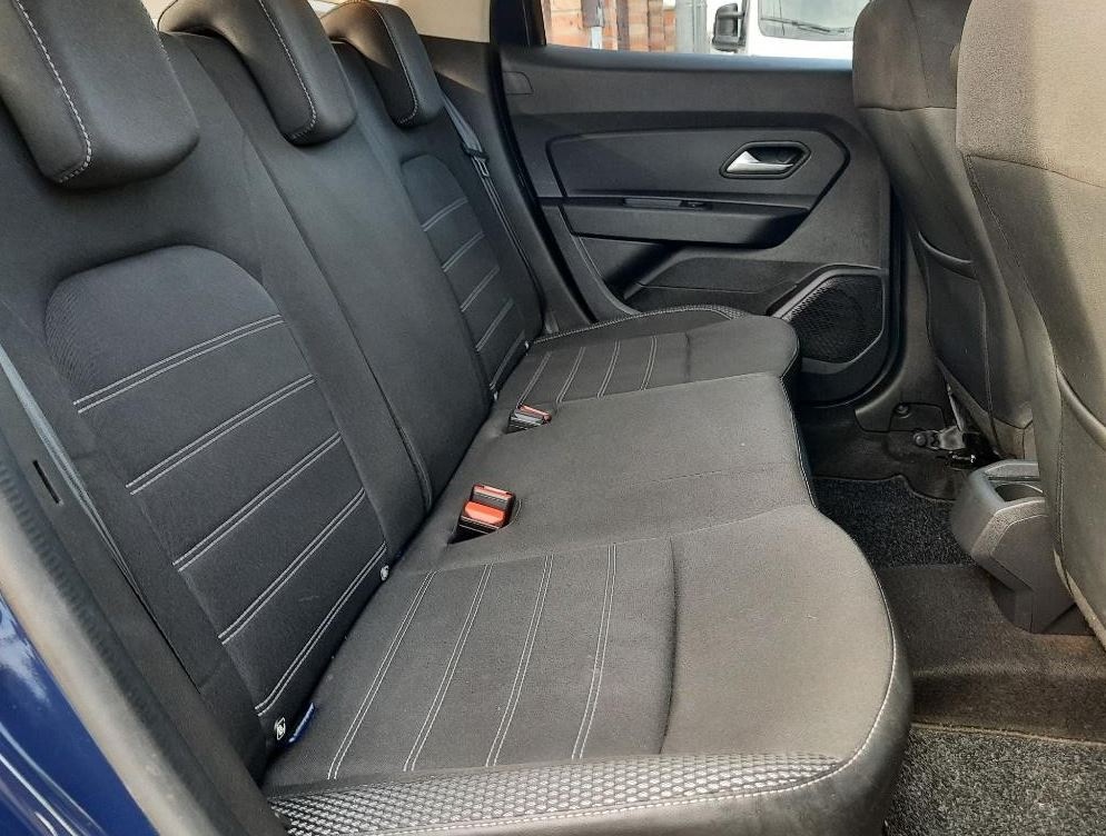 Duster 1,6 Benzin 84kw 4x4 SUV - 6