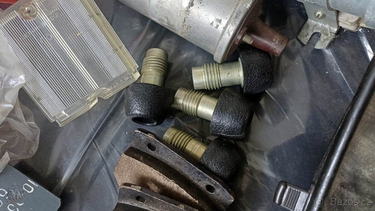 Náhradní díly Moskvič - 6