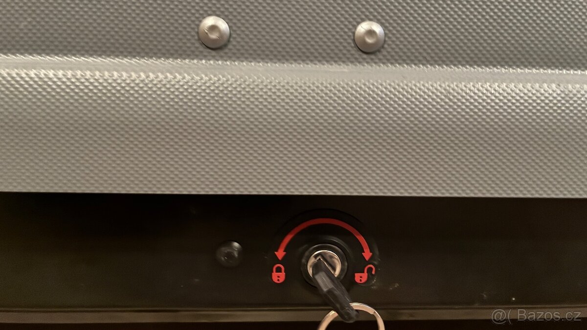 Střešní box Thule Pacific 500 - 6