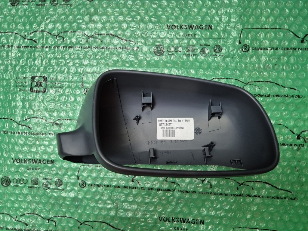 Škoda Octavia I kryt pravého zpětného zrcátka - 6