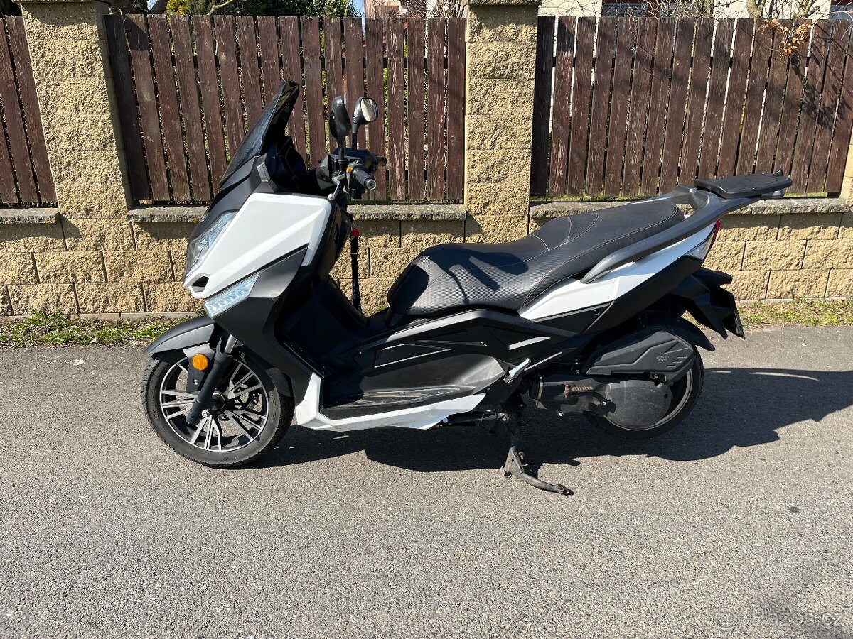 Skútr MAXON OPTIMUS 125 - 6