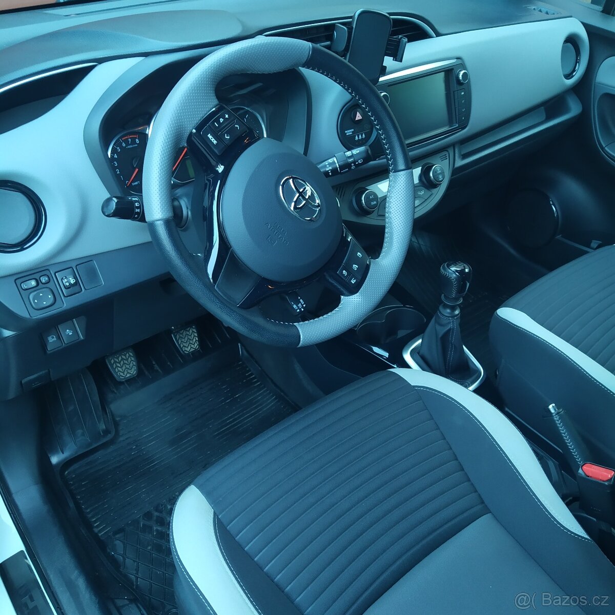 Toyota Yaris Selection - 6