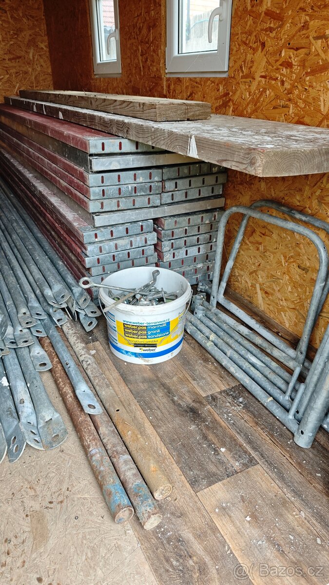Stavební buňka na nosič kontejnerů + lešení 123m2 - 6