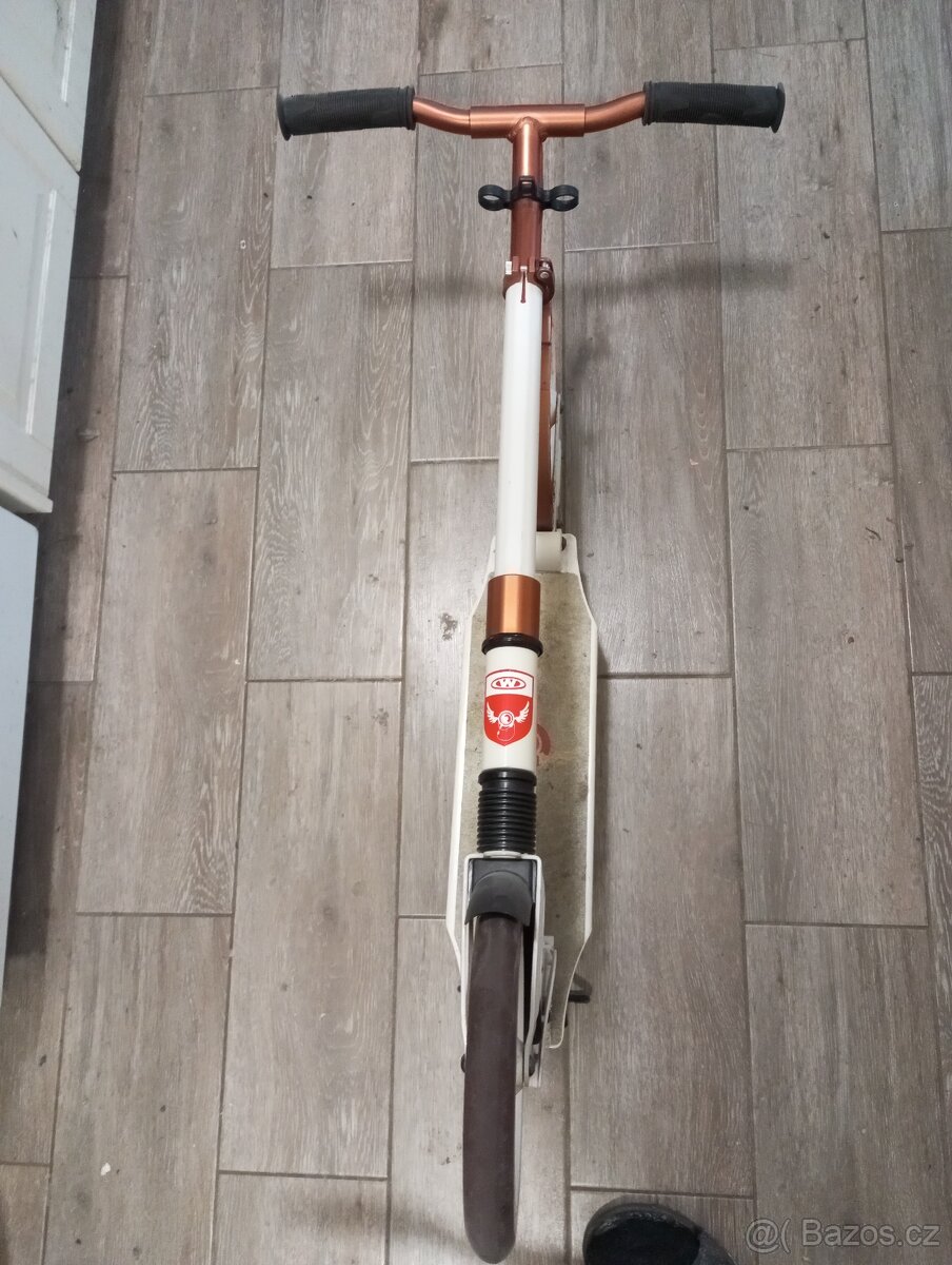 Koloběžka Worker Billo světle hnědá do 100 kg - 6