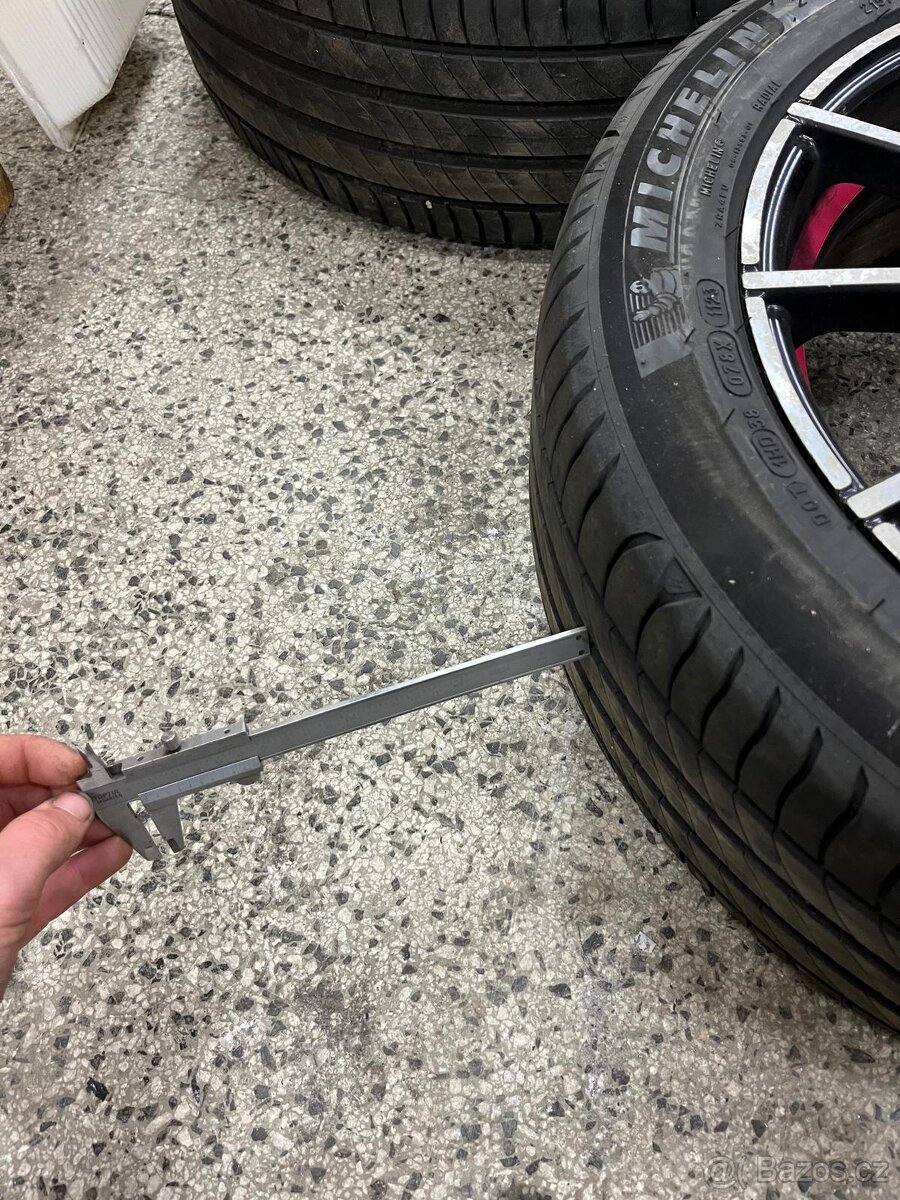 Litá kola Milano 17" obutá - 6