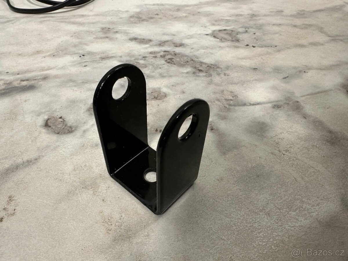 (590) Elektrický lineární pohon / aktuátor 24V - 6