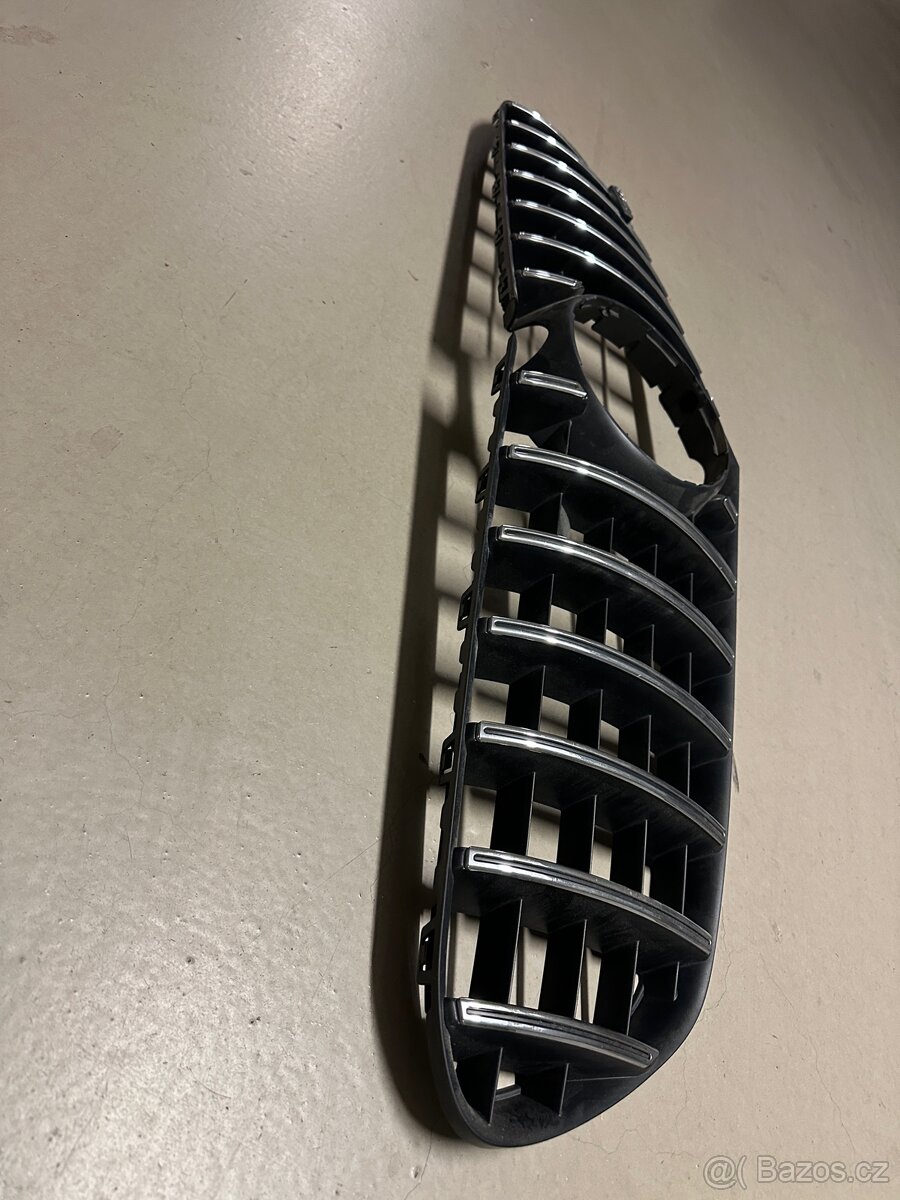 Mercedes Benz S63 AMG maska - 6