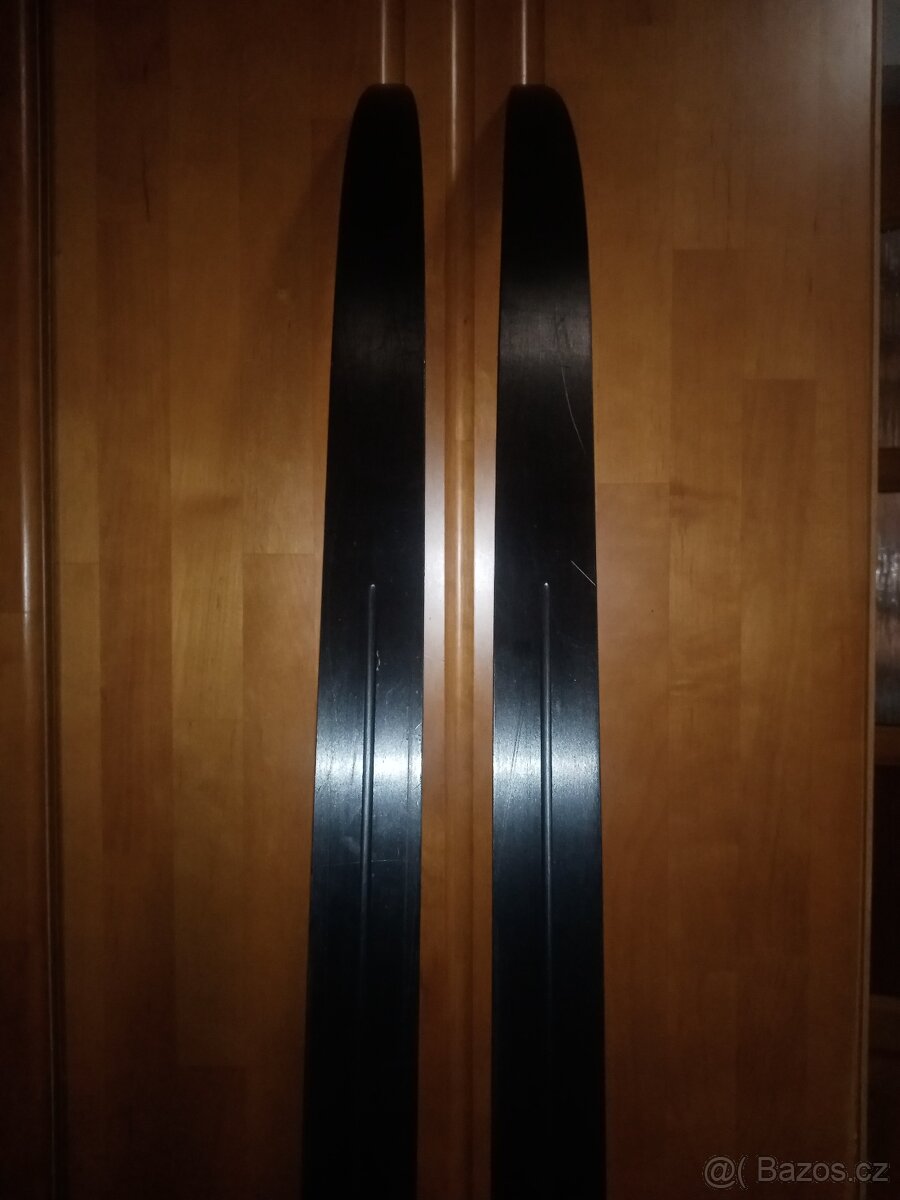 PRODÁM BĚŽKY ZN. ATOMIC - 6