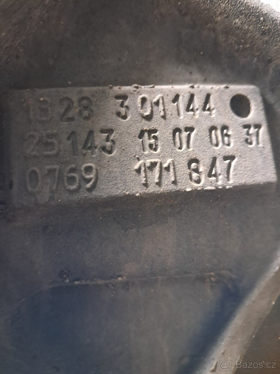 MAN TGX převodovka ZF - 6