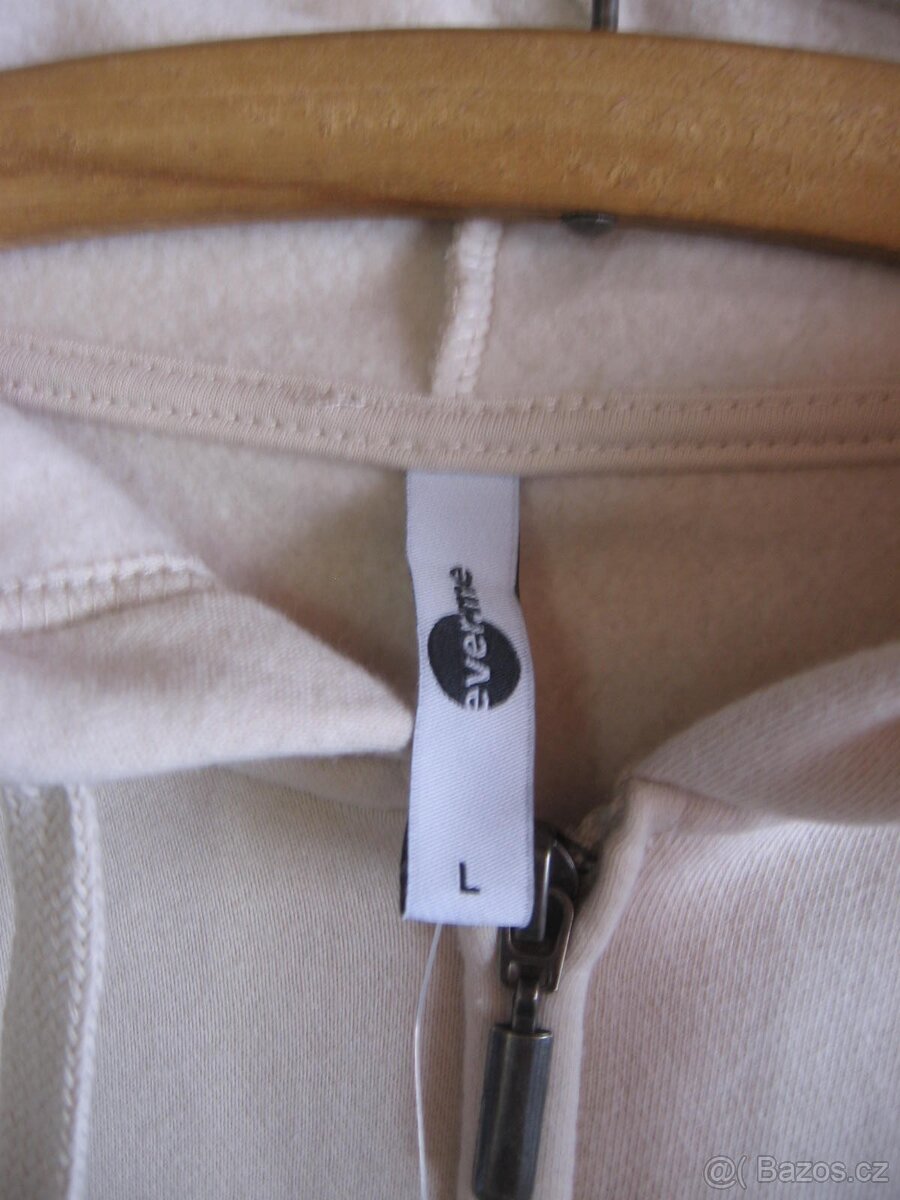 bunda,mikiny,3/4 legíny,vaky,kabelka kufřík,klíčenka - 6