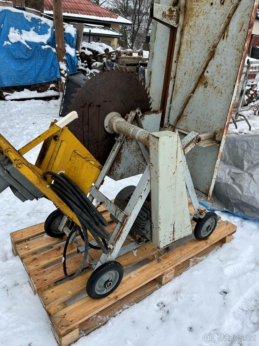 Cirkulárka s kolébkou Narex typ HVP 60 - 6