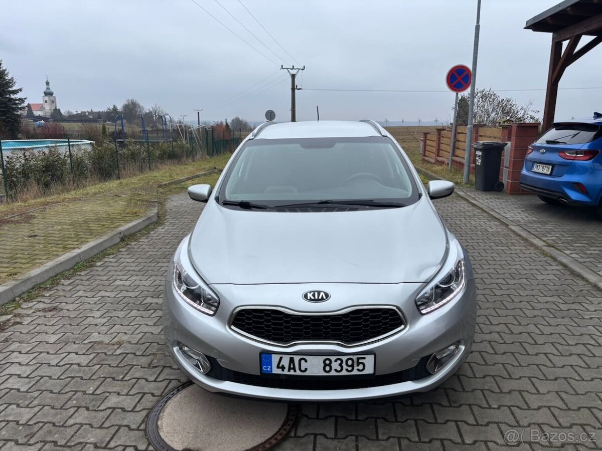 Kia Cee´d, 1.6l/99 kW, Tažné, Plná výbava - 6