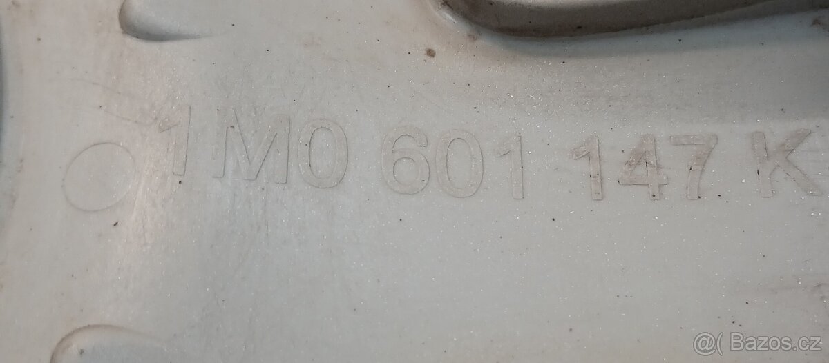 Poklice Seat 15" 4ks - 6