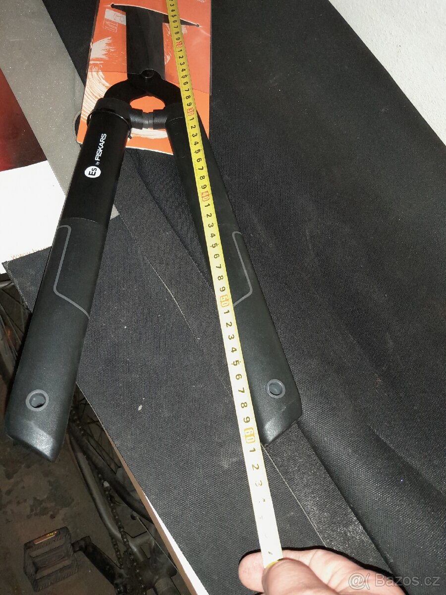 NŮŽKY NA ŽIVÝ PLOT FISKARS NOVÉ - 6