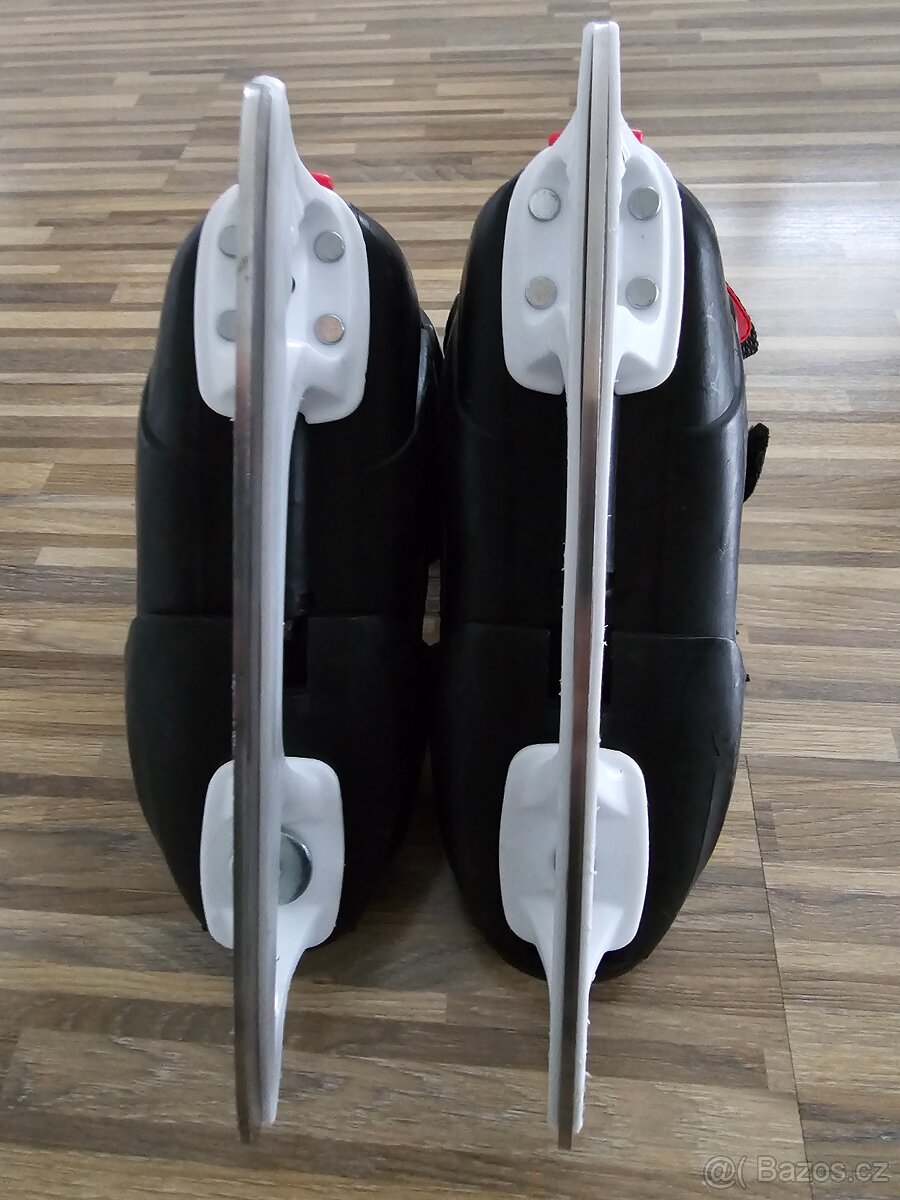 Prodám nastavitelné lední brusle Fila XOne Ice vel. 32-35 - 6