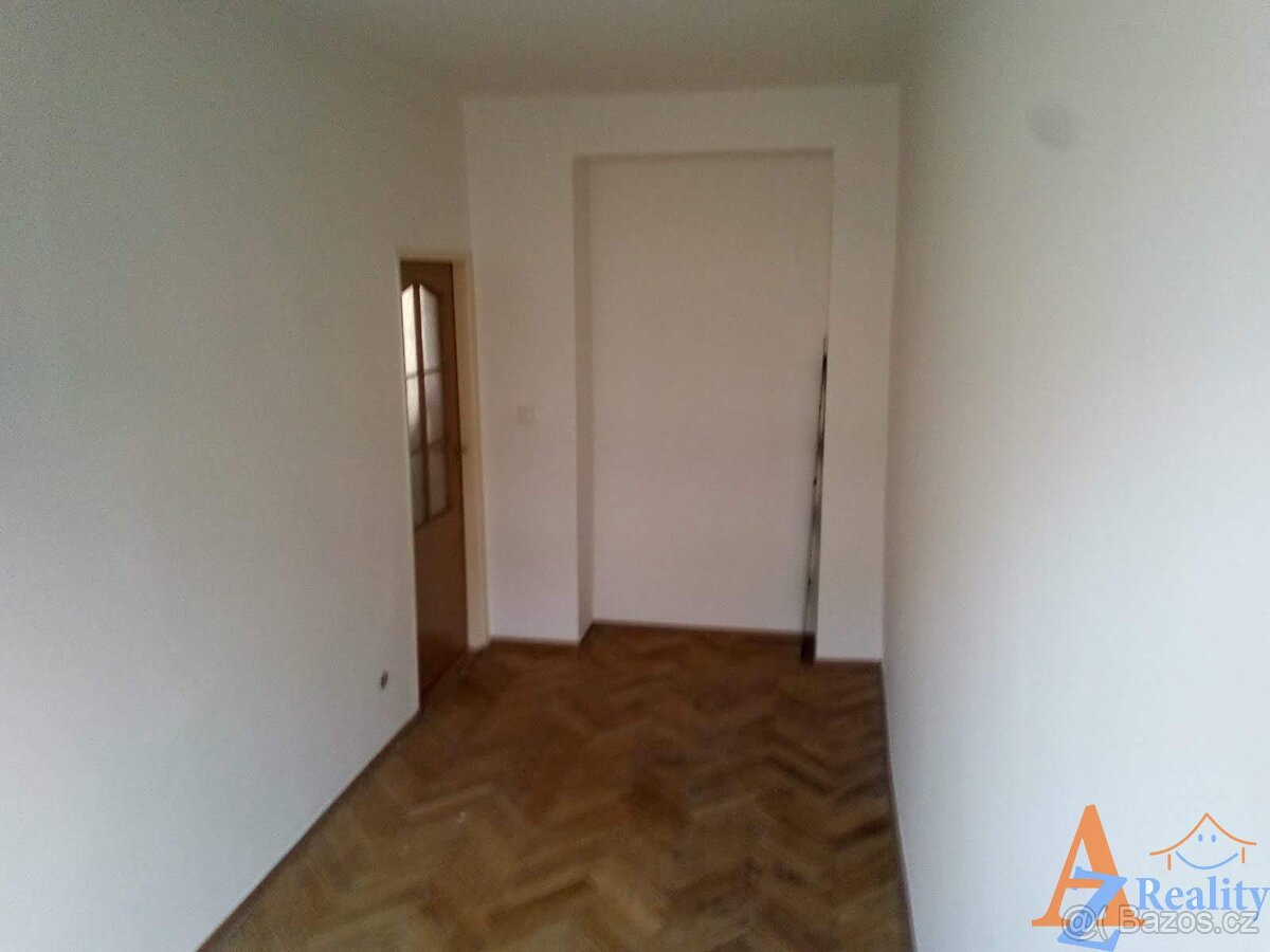 Nabízíme pronájem bytu 3+1, v ulici Beethovenova, Chomutov. - 6