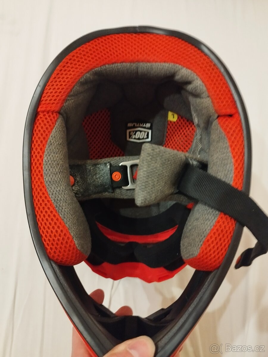 Helma 100% STATUS 2018 + brýle 100% - 6