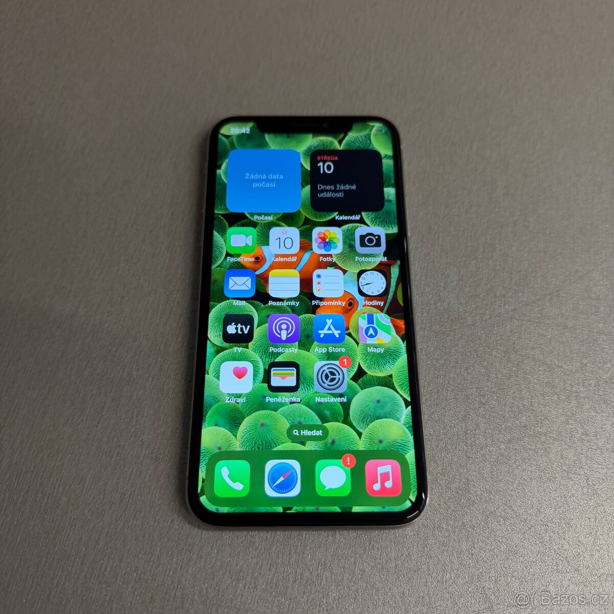 iPhone X 64GB bílý - 6