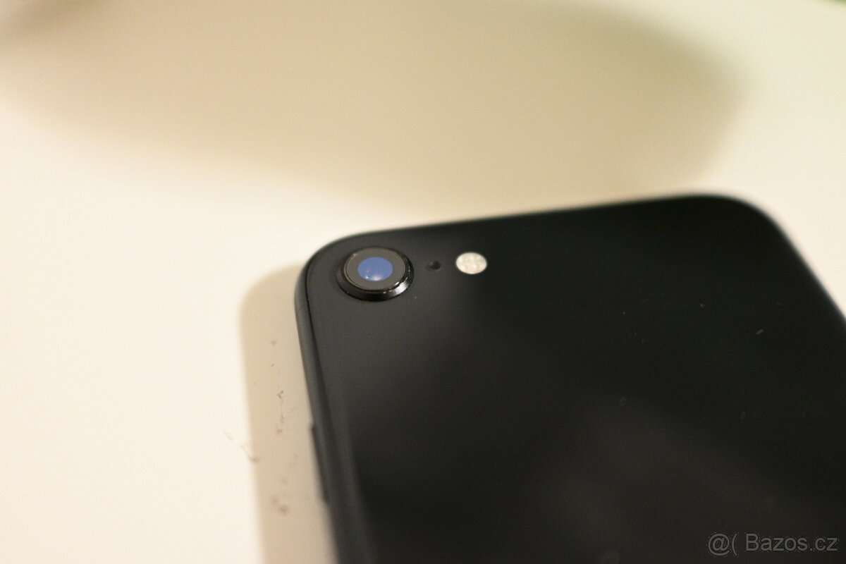 iPhone SE 2020 128gb, baterie 100% - 6