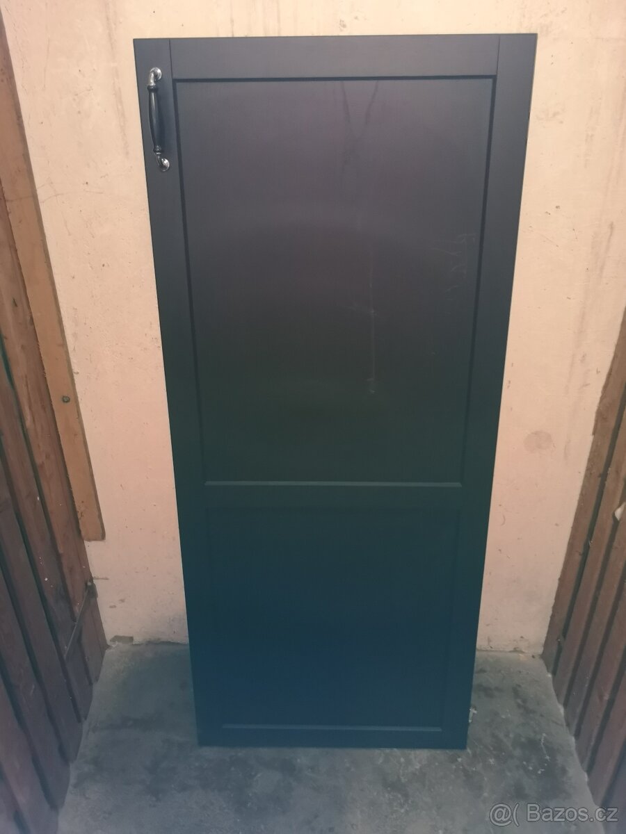 KUCHYNSKÉ DVIŘKA IKEA - 6