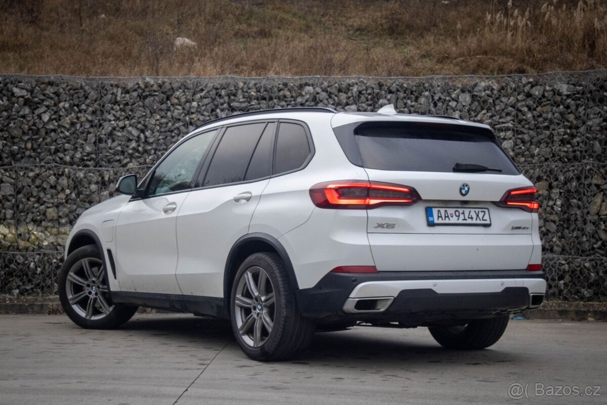 BMW X5 xDrive 45e 210kW AT/8 2020 - 6