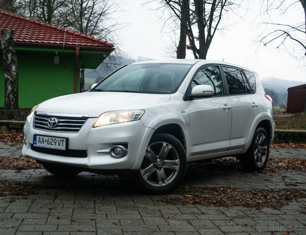 Toyota RAV4 2.2l D-CAT 180 Premium - 6