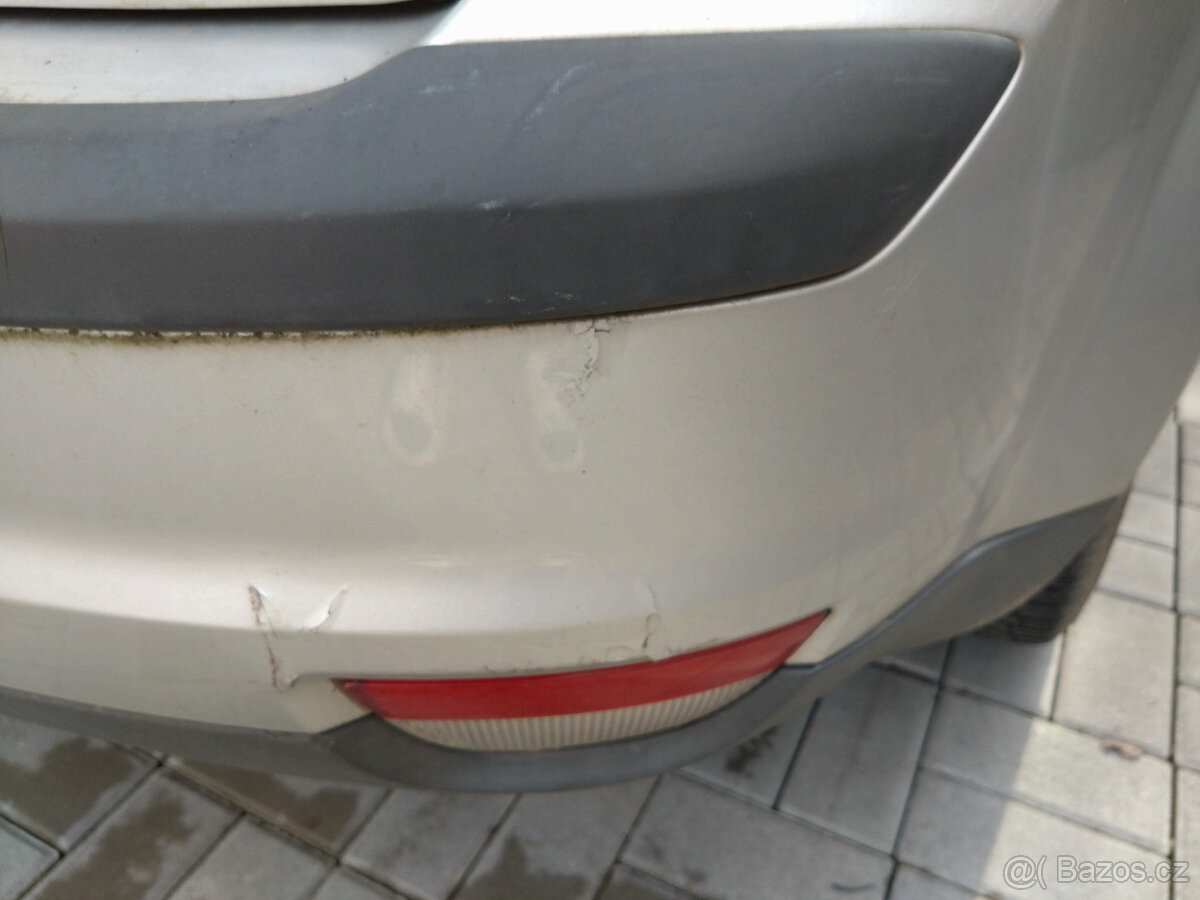 Ford Focus 1,6 benzín - 6