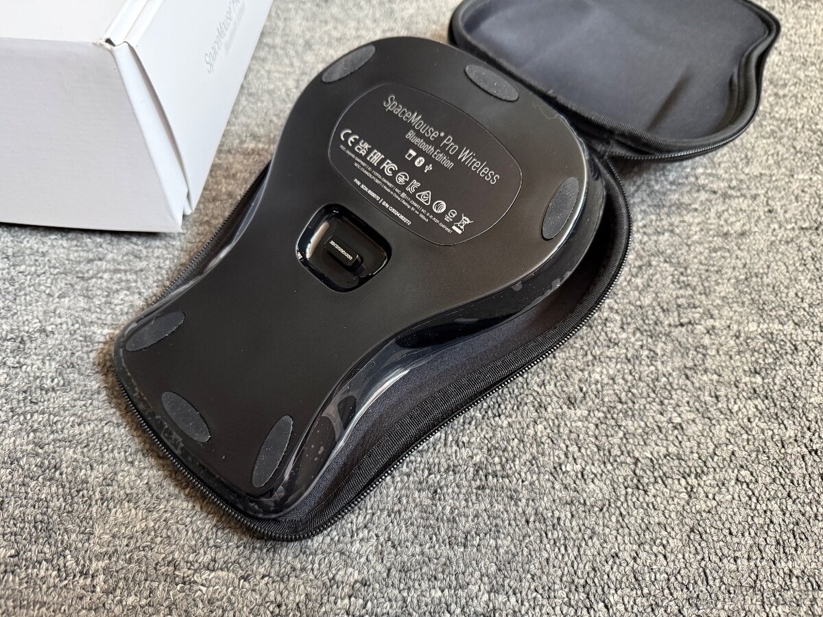 3D myš SpaceMouse Pro Wireless - TOP stav - 6