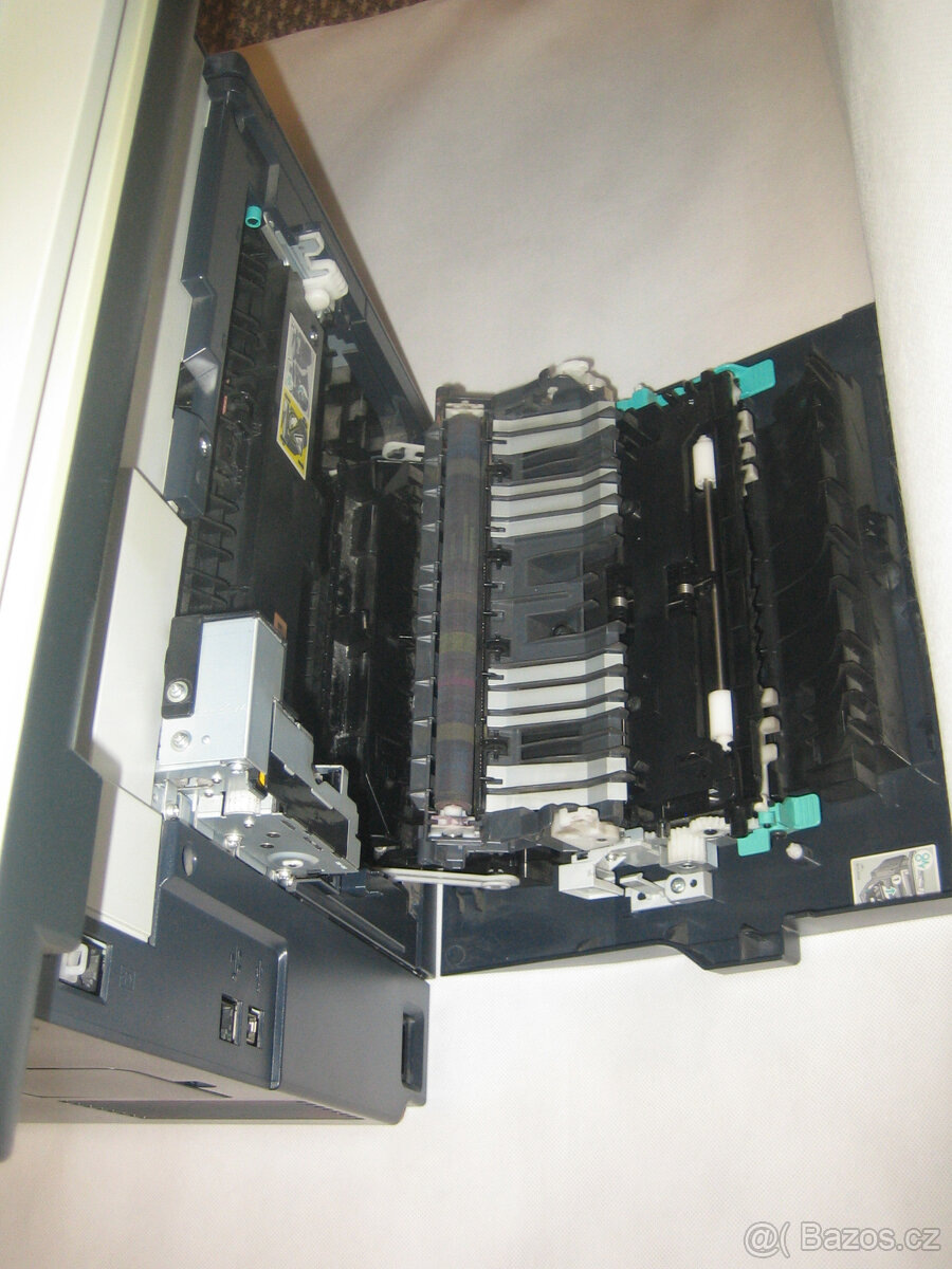 HP Color LaserJet CM2320fxi MFP - laserová multif. tiskárna - 6