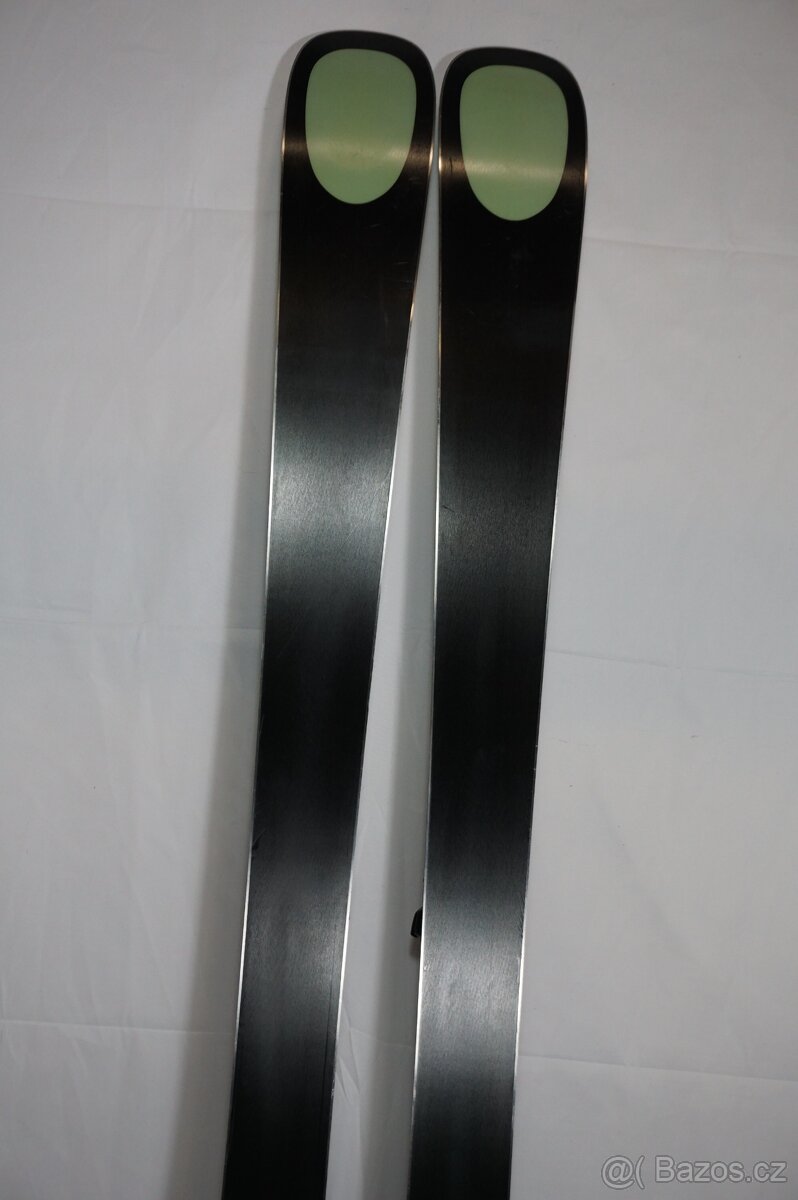 Carvingové lyže Kästle MX 83 - 6