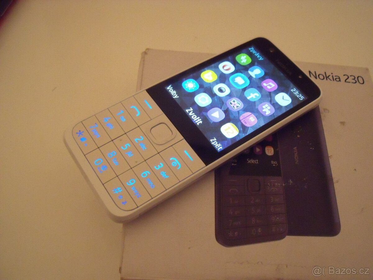 NOKIA 230, komplet balení (2x SIM) - 6