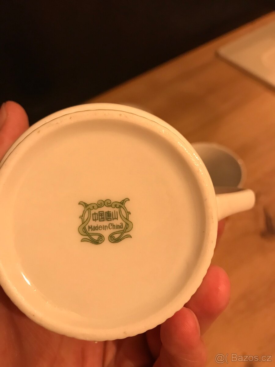 Retro hrnky s červeným drakem - 6