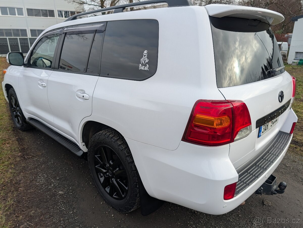 Toyota land Cruiser 200 4,5D V8 - 6