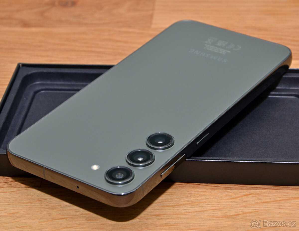 Samsung Galaxy S23+ (512GB) - 100% stav - 6